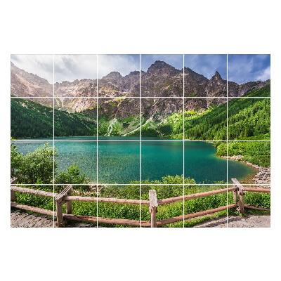 Csempe matrica dekor Hegyi táj egy tóval