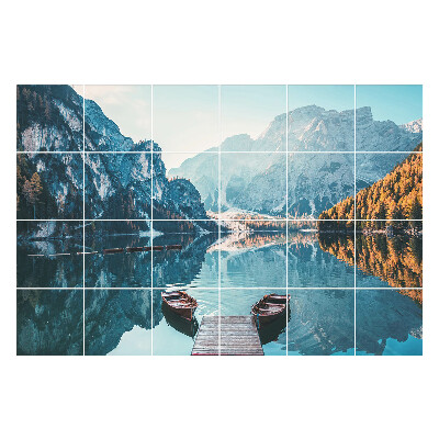 Fali csempe matrica Egy nyugodt tó hegyekkel