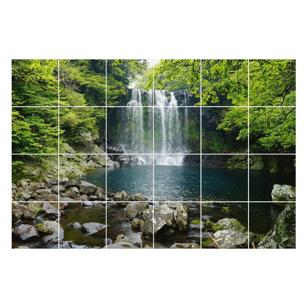 Fali csempe matrica Egy természettel körülvett vízesés