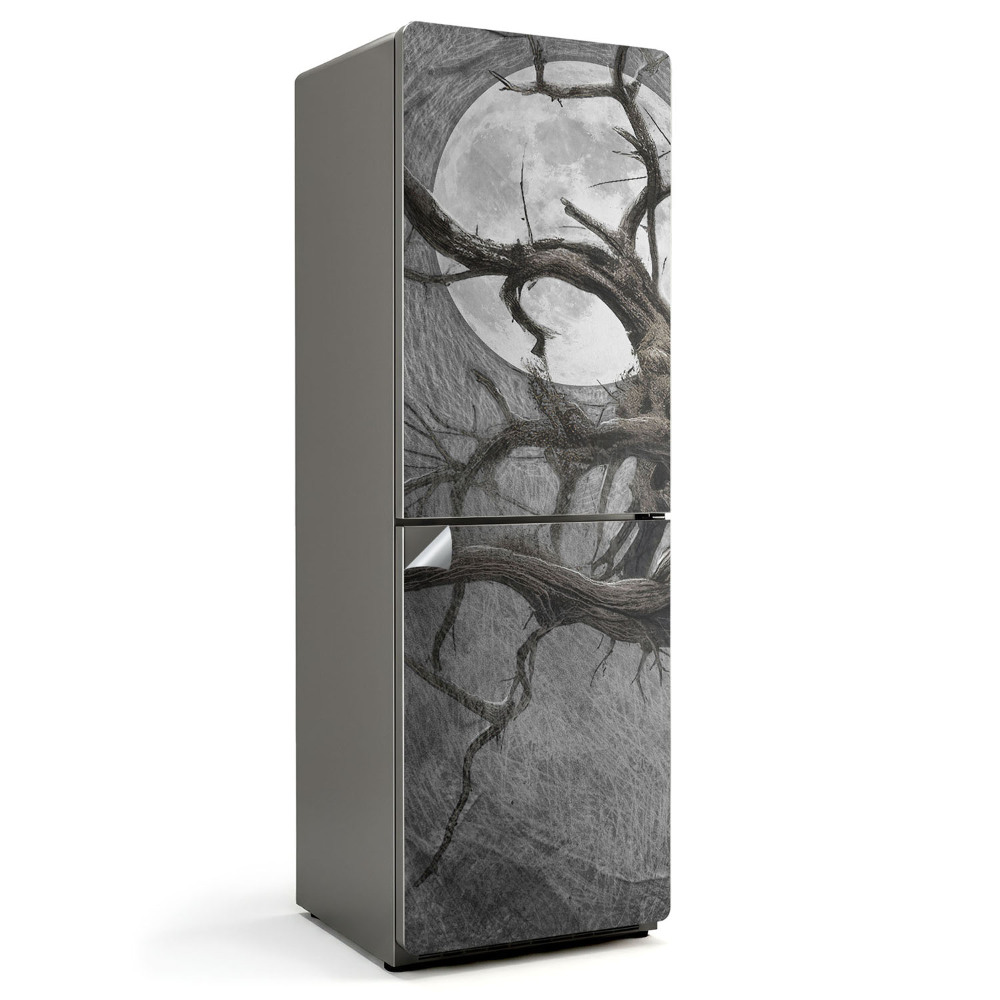 Hűtő dekor matrica Öreg, csavart fa Holddal