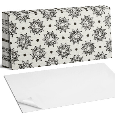 Dekorpanel falra Mandala minta rácsban