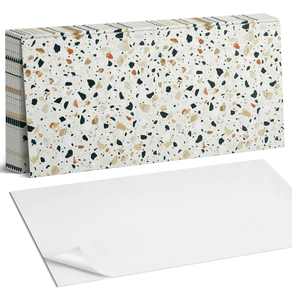 Pvc falburkolat Minta kövekkel a háttérben