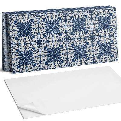 Öntapadó falburkolat Virágminta a háttérben