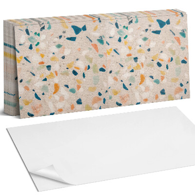 Pvc falburkolat Színes töredékekkel díszített minta