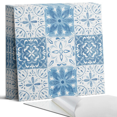 Pvc falburkolat négyzet Virágmintás csempékben