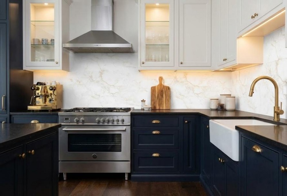 Mit tegyek a falakra a konyhapult fölé?